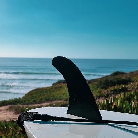 מלון Carvoeira Tika Surf Camp Ericeira מראה חיצוני תמונה