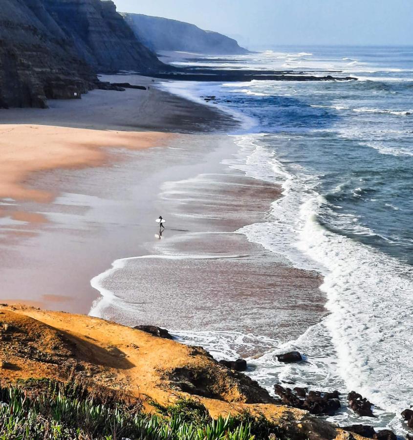 מלון Carvoeira Tika Surf Camp Ericeira מראה חיצוני תמונה